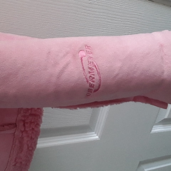 Obermeyer, pink, wooley jacket. Size small - Picture 5 of 7